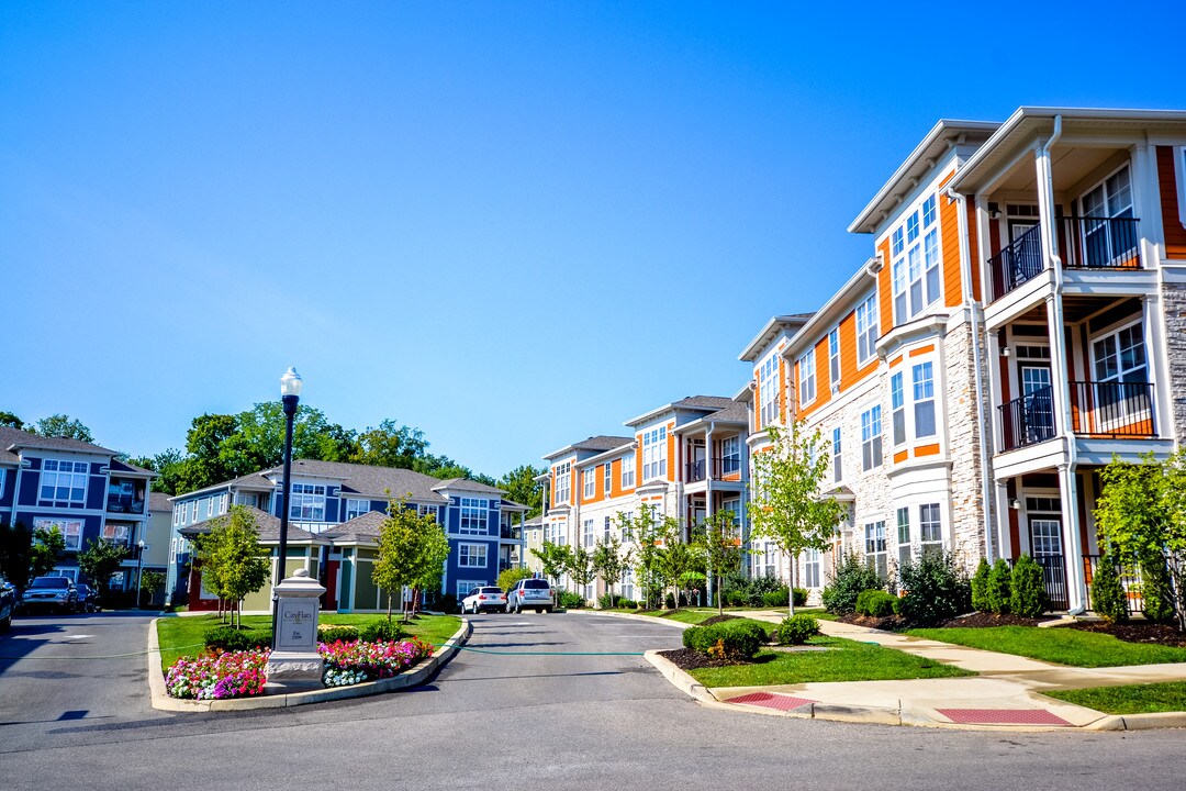 City Flats Renwick in Bloomington, IN - Foto de edificio
