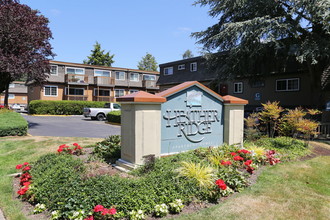 Heather Ridge Apartments in Lynnwood, WA - Building Photo - Building Photo