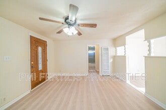 7221 Olive St in Highland, CA - Building Photo - Building Photo