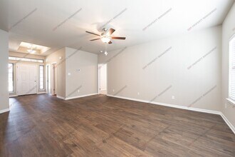 1242 Lakeway Crossing Dr in Temple, TX - Building Photo - Building Photo