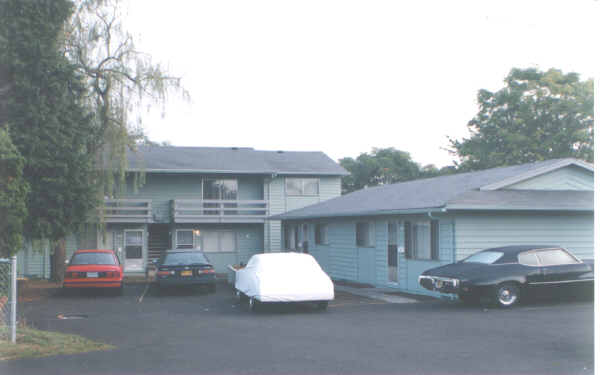 4257 NE Sumner St in Portland, OR - Building Photo - Building Photo