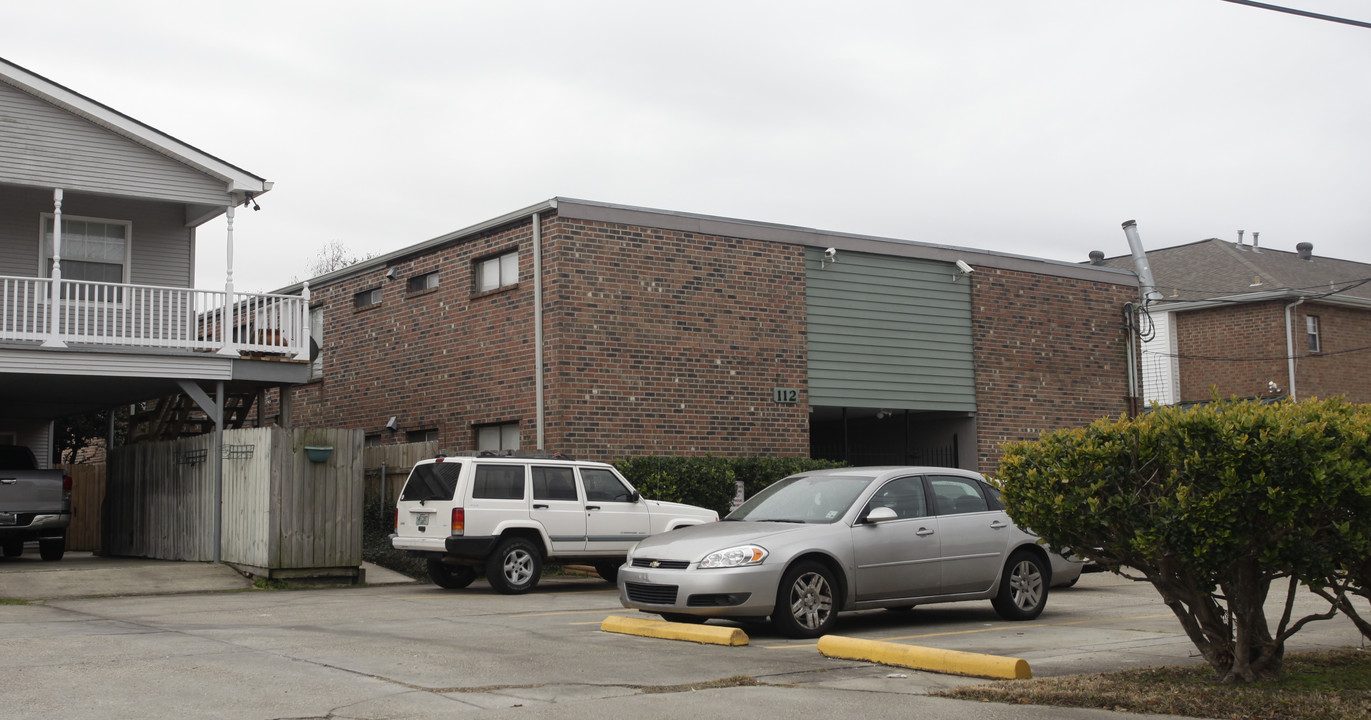 112 Glenn St in Metairie, LA - Foto de edificio