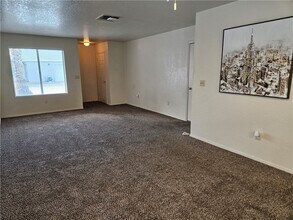 813 Gemstone Ave in Bullhead City, AZ - Building Photo - Building Photo