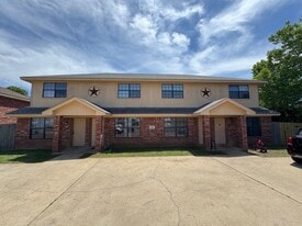 1106 Lansberry Ct in Killeen, TX - Building Photo