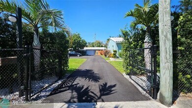 1513 NE 3rd Ave in Fort Lauderdale, FL - Foto de edificio - Building Photo