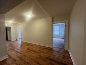 1061 Oregon Rd in Cortlandt, NY - Building Photo - Building Photo