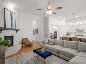 317 Legna Dr in Aledo, TX - Foto de edificio - Building Photo