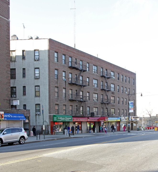 4980-4988 Broadway in New York, NY - Foto de edificio