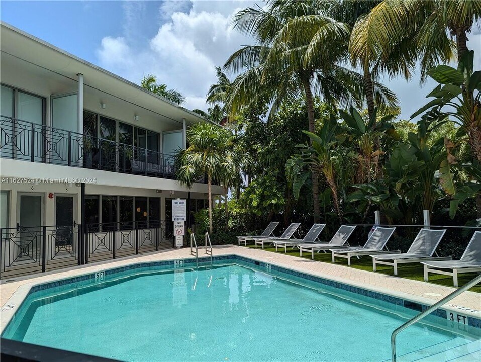 435 21st St in Miami Beach, FL - Building Photo