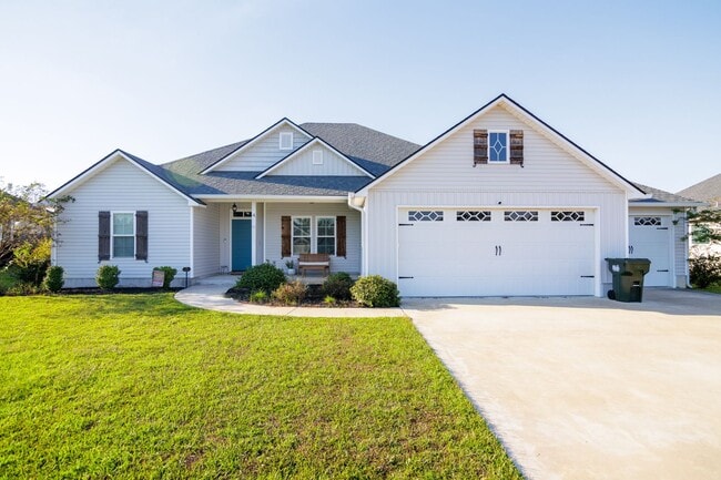property at 4 Glock Ln