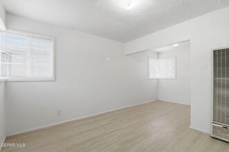 3912 Kemp Ave in El Paso, TX - Building Photo - Building Photo