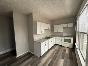 1044 N 8th St in Terre Haute, IN - Building Photo - Building Photo