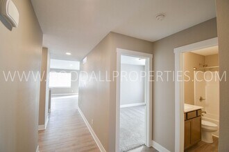 1017 Warren St in De Soto, IA - Building Photo - Building Photo