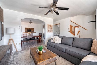 5040 NE 18th Ave in Portland, OR - Building Photo - Building Photo