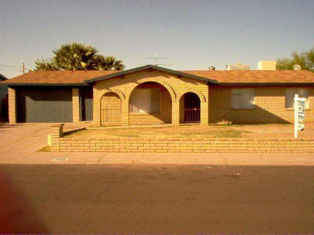 3840 W Mission Ln in Phoenix, AZ - Building Photo