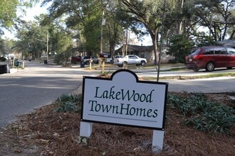 5568 Lumberjack Ln in Tallahassee, FL - Building Photo - Building Photo