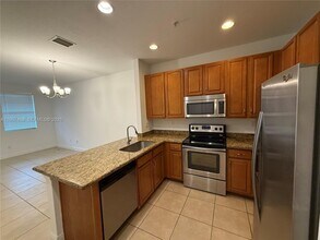 1045 SW 147th Ave in Pembroke Pines, FL - Building Photo - Building Photo