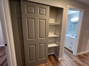 2400 20th Ave NW in Olympia, WA - Building Photo - Building Photo