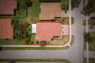 5556 Spanish River Rd in Fort Pierce, FL - Building Photo - Building Photo