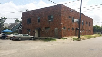 2705 Lorraine St Apartments