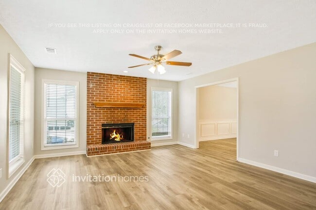 3272 Summit Glen Dr, Unit 4207 in Loganville, GA - Foto de edificio - Building Photo