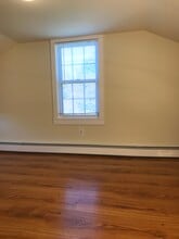 49 School St in Shelton, CT - Building Photo - Building Photo