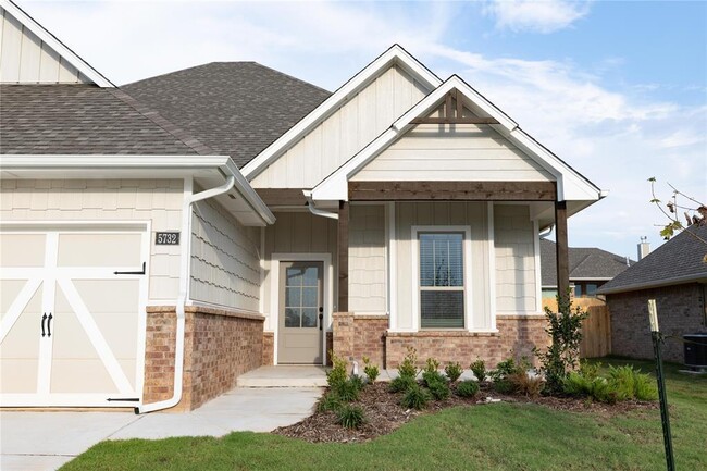 5732 Lantana Ln in Edmond, OK - Building Photo - Building Photo
