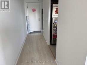 275-1275 Yorkland Rd in Toronto, ON - Building Photo - Building Photo