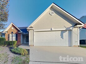 5121 Benjamin Ct in Kernersville, NC - Building Photo