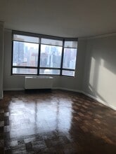 630 1st Avenue, Unit 24J in New York, NY - Foto de edificio - Building Photo