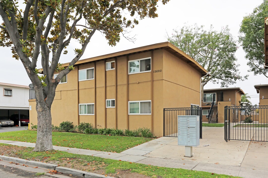 12692 Sunswept Ave in Garden Grove, CA - Building Photo