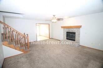 13844 S Constance Ct in Olathe, KS - Building Photo - Building Photo