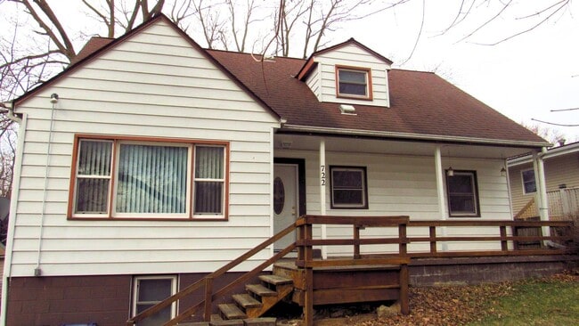 property at 722 13th Ave