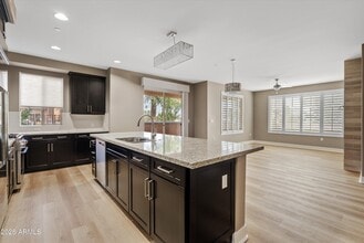 4805 N Woodmere Fairway in Scottsdale, AZ - Building Photo - Building Photo