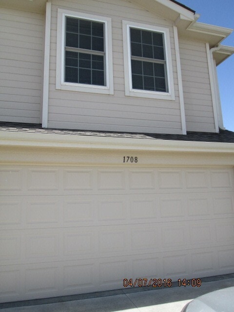 1708 Sutter Woods Rd in Junction City, KS - Building Photo - Building Photo