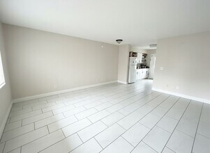 3720 NW 115th Way in Coral Springs, FL - Building Photo - Building Photo