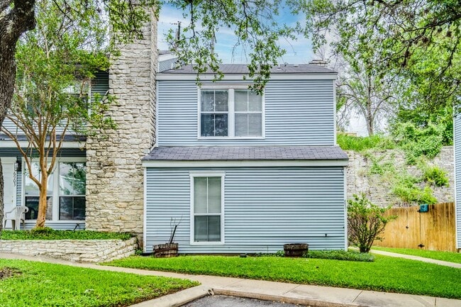 6901 Old Quarry Ln in Austin, TX - Building Photo - Building Photo