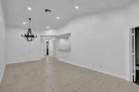 1841 SW 112 Terrace in Miramar, FL - Foto de edificio - Building Photo