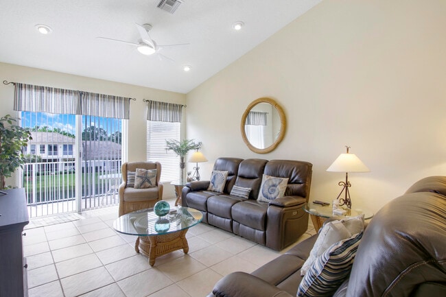 9207 Wentworth Ln in Port St. Lucie, FL - Building Photo - Building Photo