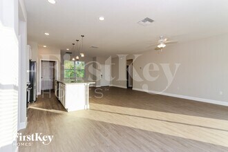 3190 Halsey Ave SE in Palm Bay, FL - Building Photo - Building Photo