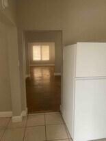 1946 W Dallas St in Houston, TX - Building Photo