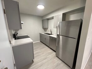 3710-3714 N Farm Rd 165 in Springfield, MO - Building Photo - Building Photo