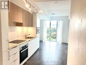 20 O'Neill Rd in Toronto, ON - Building Photo - Building Photo