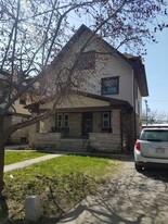 3308 Gillham Rd in Kansas City, MO - Building Photo