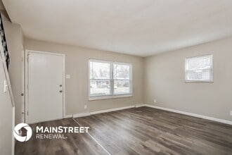 800 Tyson Dr in Florissant, MO - Building Photo - Building Photo