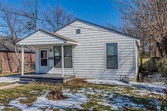 3818 Vilbig Rd in Dallas, TX - Building Photo - Building Photo