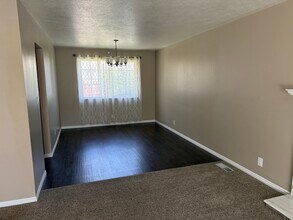 1453 E Vintry Cir in Murray, UT - Building Photo - Building Photo