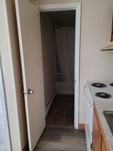 101 Mitchell St, Unit #2 in Endicott, NY - Foto de edificio - Building Photo