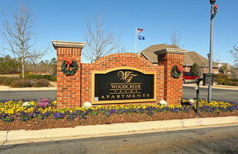 Woodcreek Farms in Elgin, SC - Foto de edificio - Building Photo