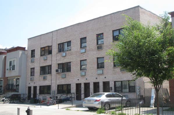 684-686 Willoughby Ave in Brooklyn, NY - Foto de edificio - Building Photo
